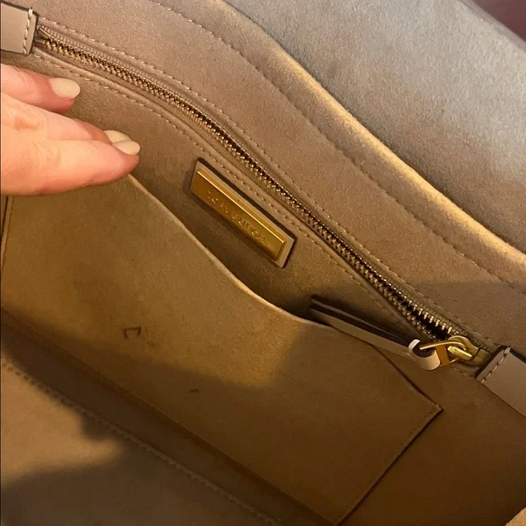 Tory Burch Cream and Tan Tote Bag with Wallet - Picture 15 of 16